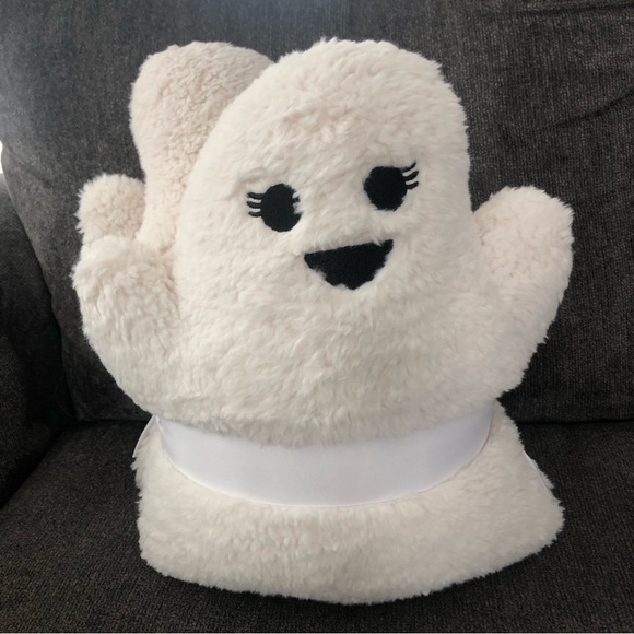 Last One! Novogratz Ghost Pillows Halloween Throw Pillow WHITE 2PC Tiktok Viral - Picture 5 of 7